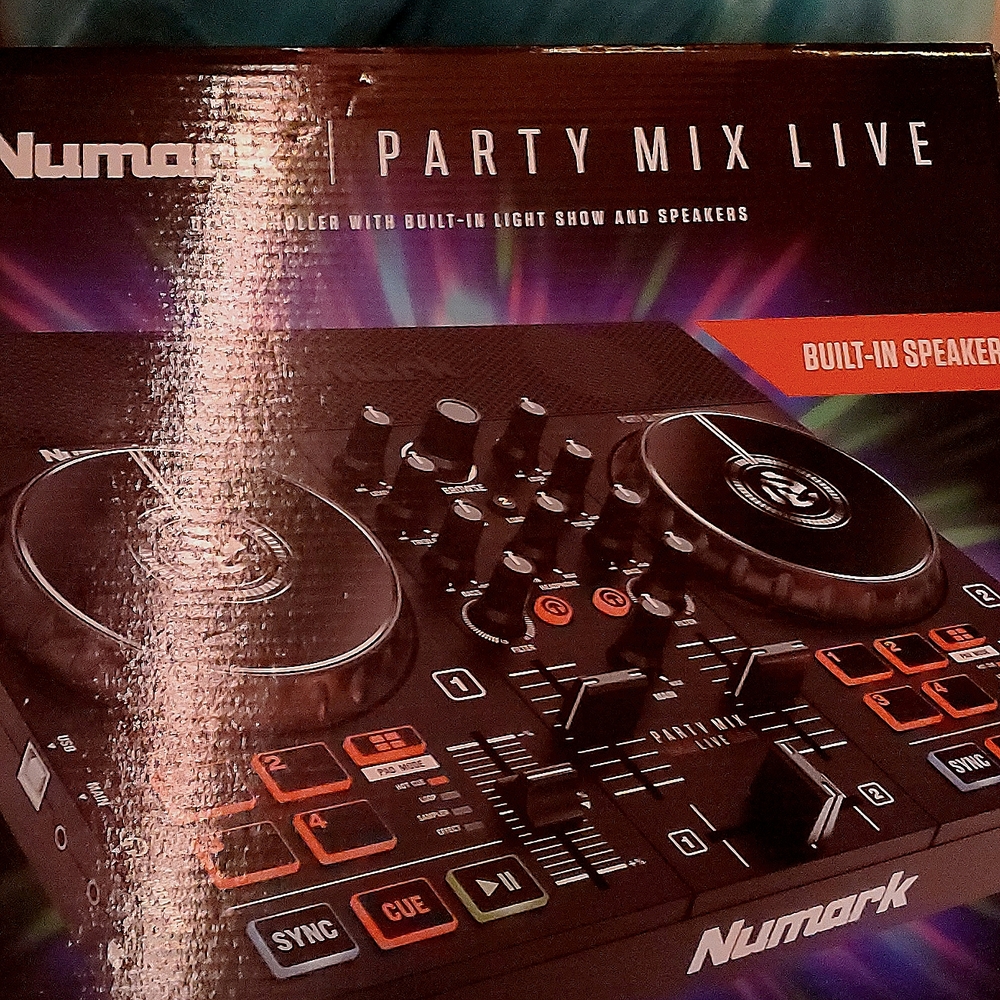 Sold on letgo Numark party mix live dj controller
